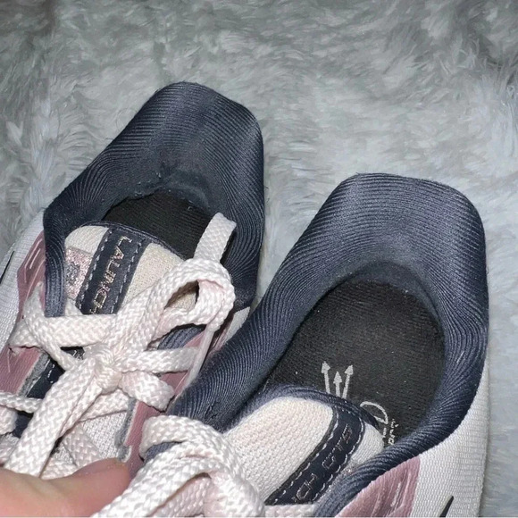Brooks Womens size 8 Launch 8 Pink and Blue Running Sneaker Brooks Reastart - Picture 9 of 9